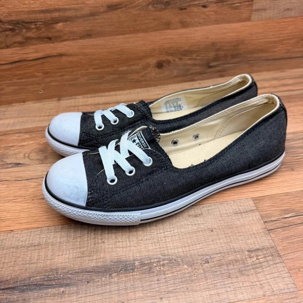 Converse Women's size 8 Chuck Taylor Ballet Lace Low shoes